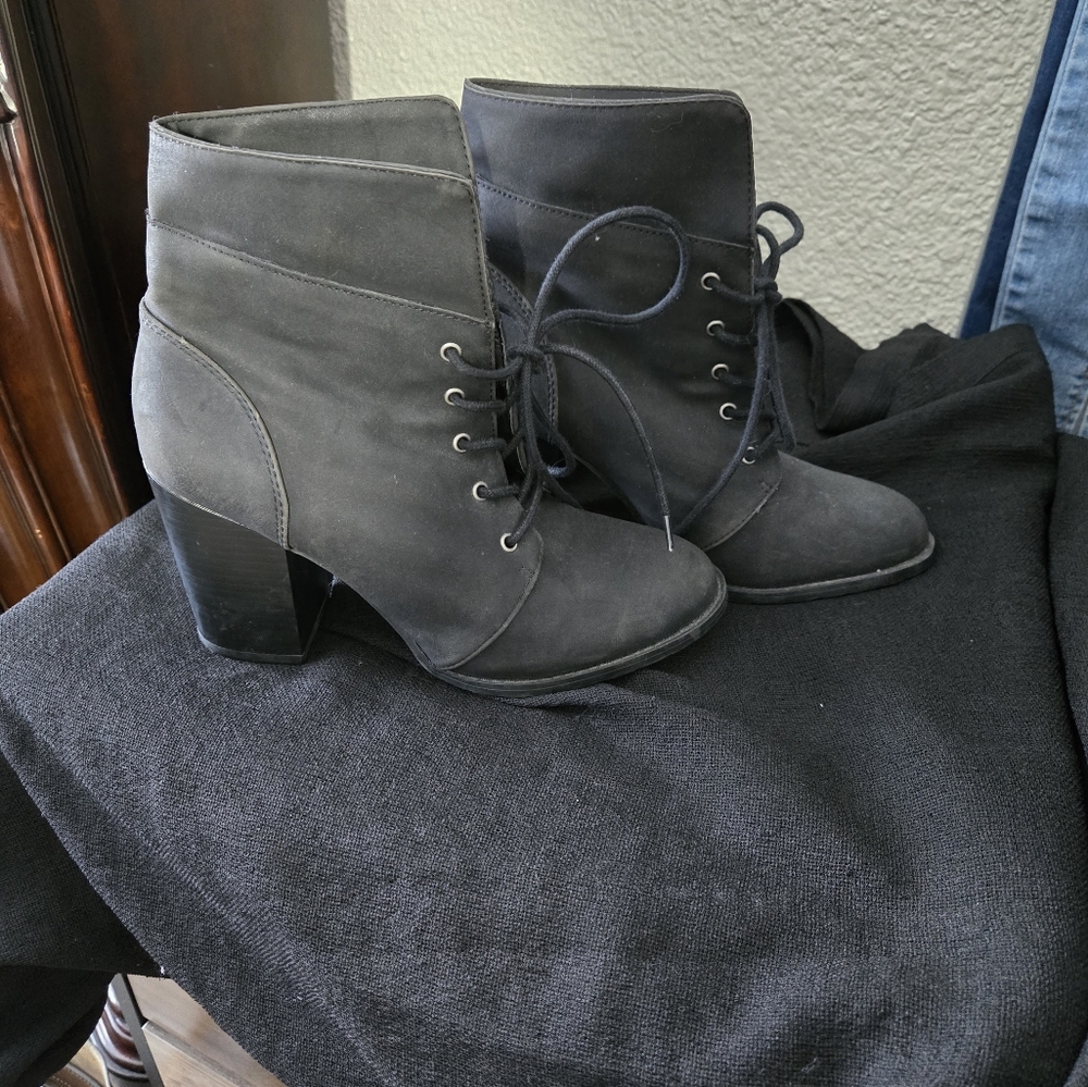Forever 21 Black Lace Up Boots with Ankle Support